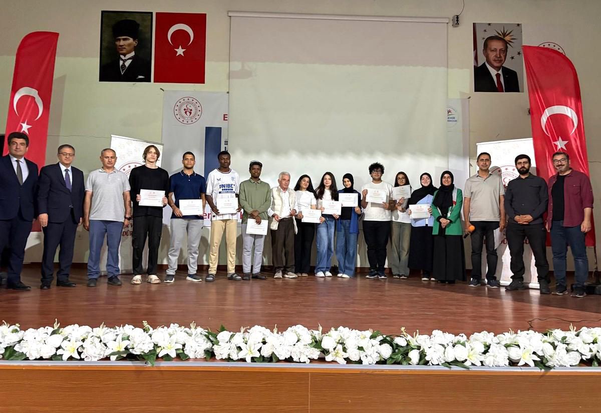 Eskişehir'de ÇEDES kapanış programı Filistin temasıyla gerçekleştirildi