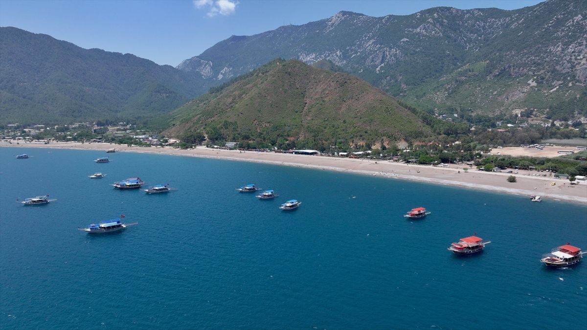 Likya Yolu'nun kalbindeki Adrasan dört mevsim tatilcilerin gözdesi