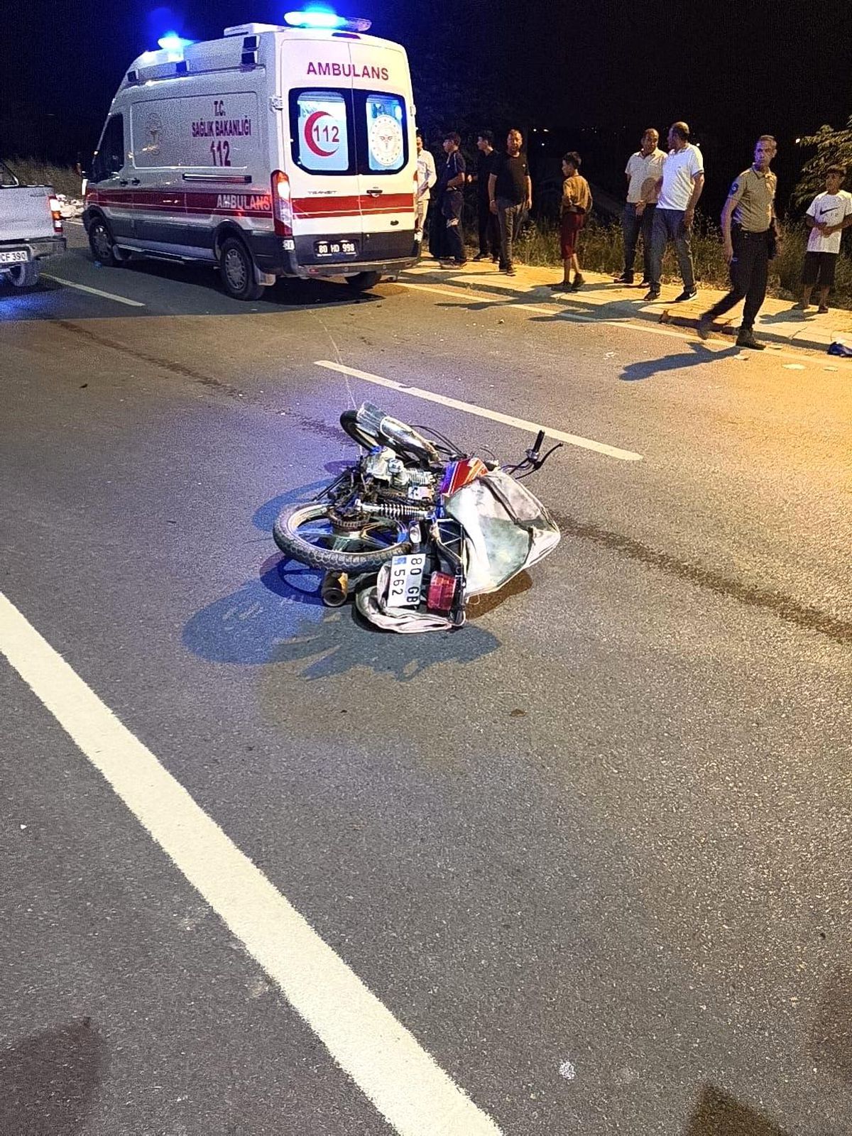 Osmaniye'de 2 motosikletin karıştığı kazada sürücüler yaralandı