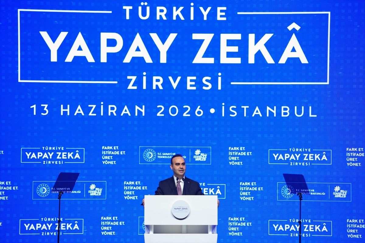 Sanayi ve Teknoloji Bakanı Kacır, 'Türkiye Yapay Zeka Zirvesi'nde konuştu Açıklaması