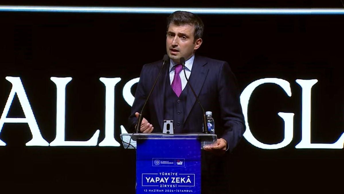 Bayraktar: Teknoloji insana hizmet etmeli