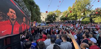 Bursa'da A Milli Futbol Takımı'nın maçı dev ekrandan izlendi