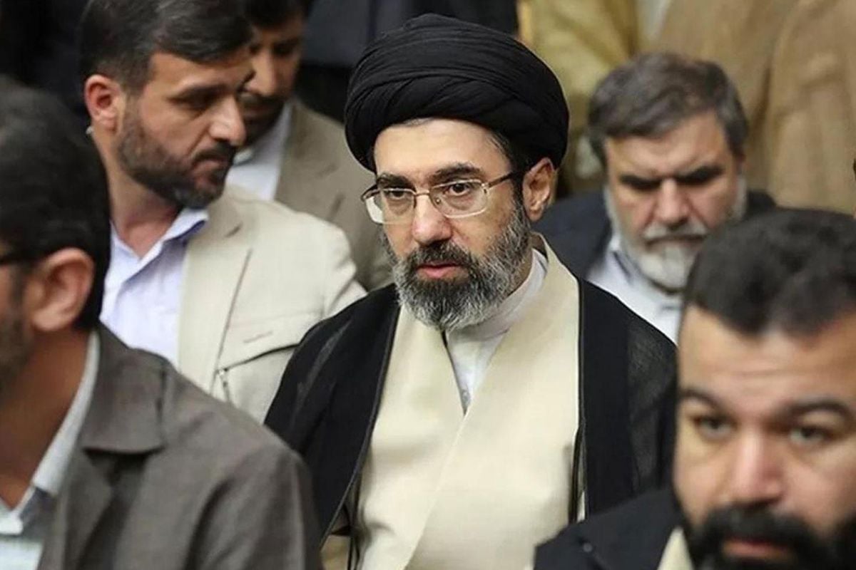İran lideri Hamaney'den ABD ile anlaşma sonrası ayaklanan halka 'milli birlik' çağrısı