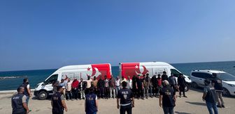 Hatay'da 21 yabancı uyruklu İl Göç İdaresi Müdürlüğüne götürüldü