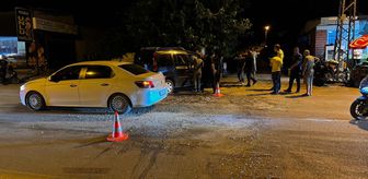 Hatay'da hafif ticari araçla motosikletin çarpıştığı kazada 1'i ağır 3 kişi yaralandı