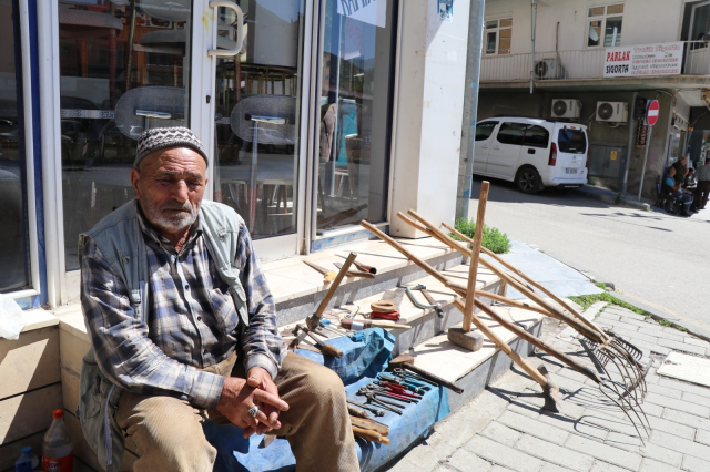 kaldirimda satisa cikardigi ta 19946850 9130 1 m