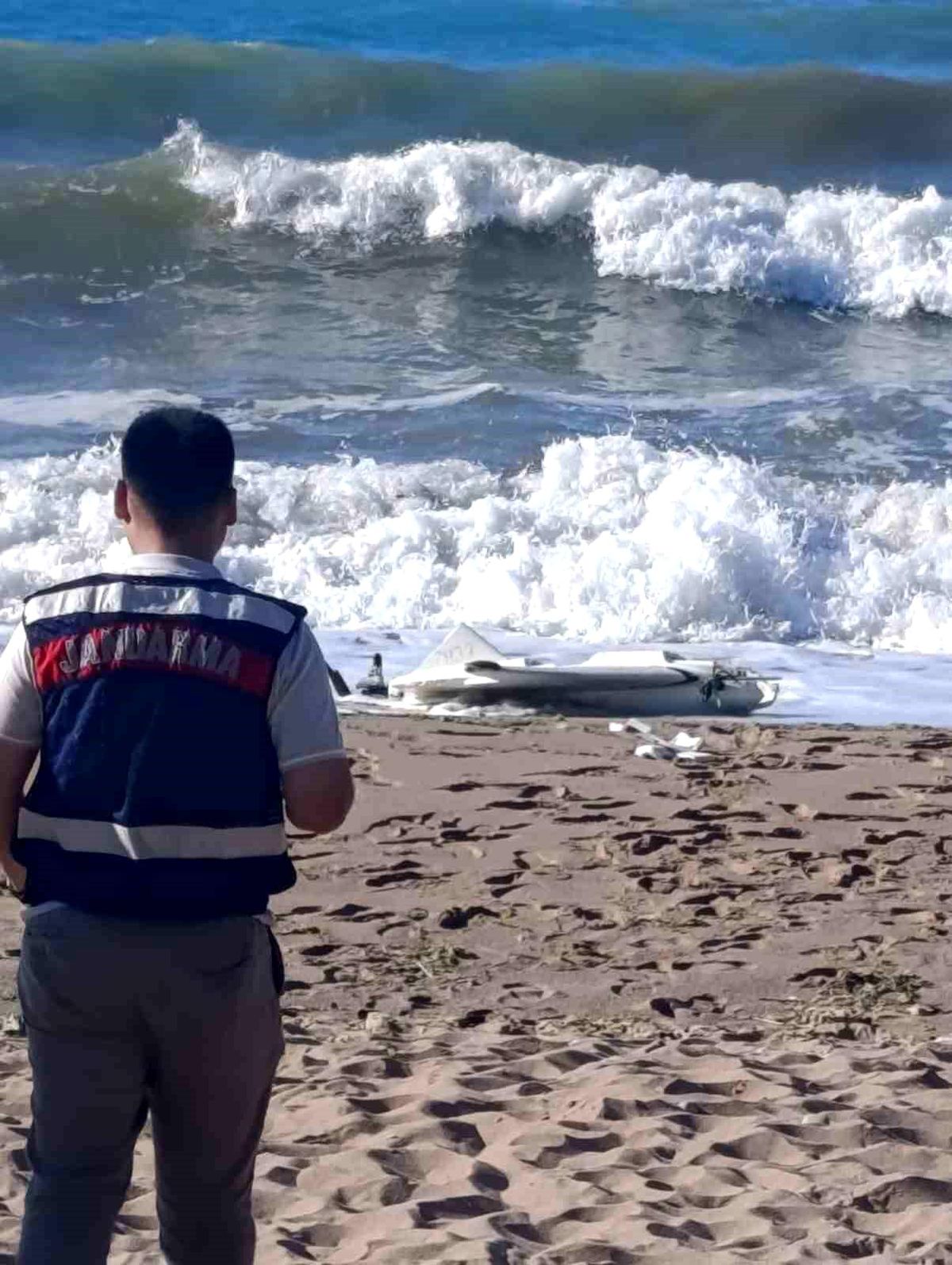 Kurucaşile'de plajda insansız hava aracı bulundu