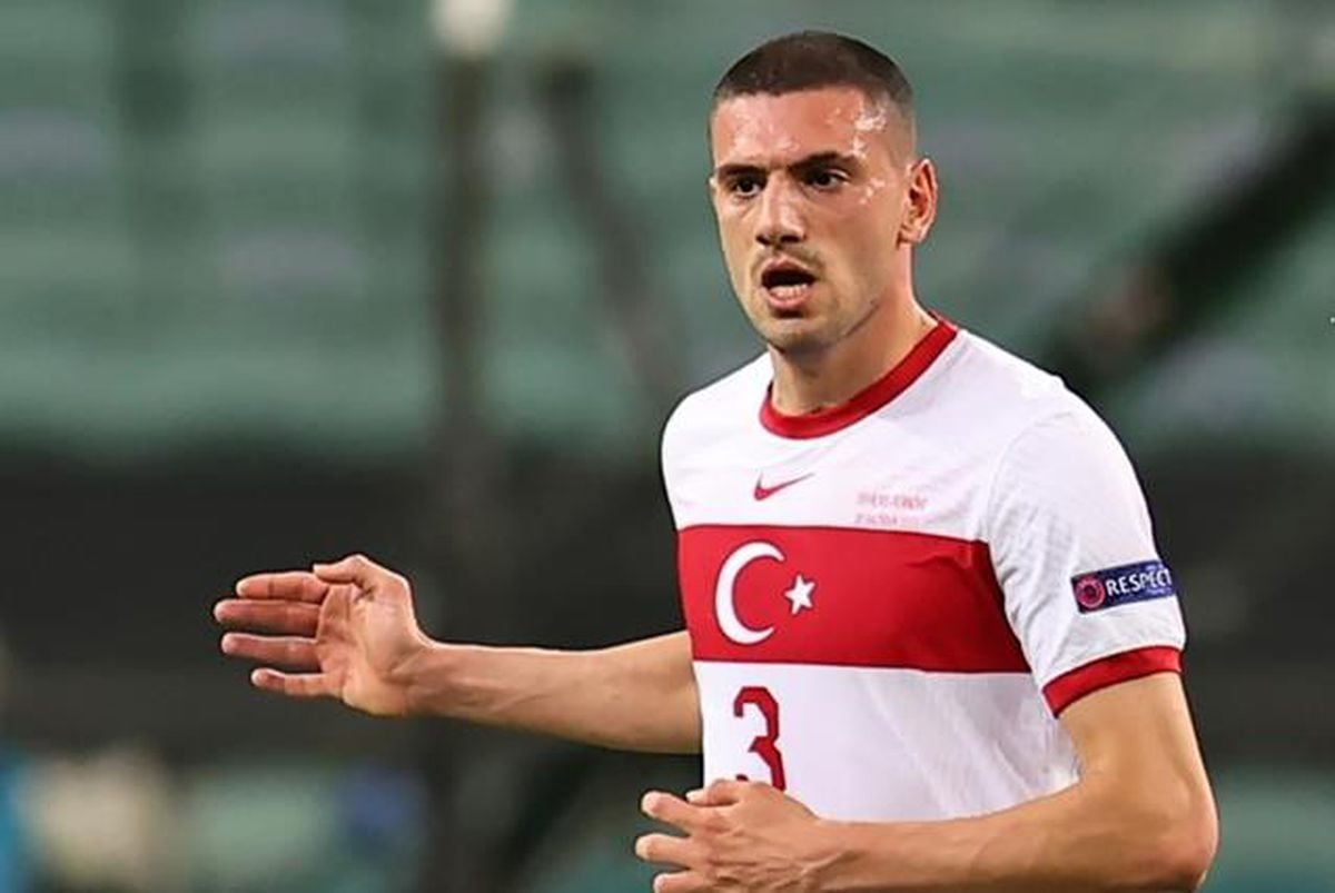 Merih Demiral kimdir, Merih Demiral kaç yaşında, aslen nereli, evli mi, bekar mı, sevgilisi eşi kim, çocuğu var mı, Merih Demiral hangi takımda oynuyo
