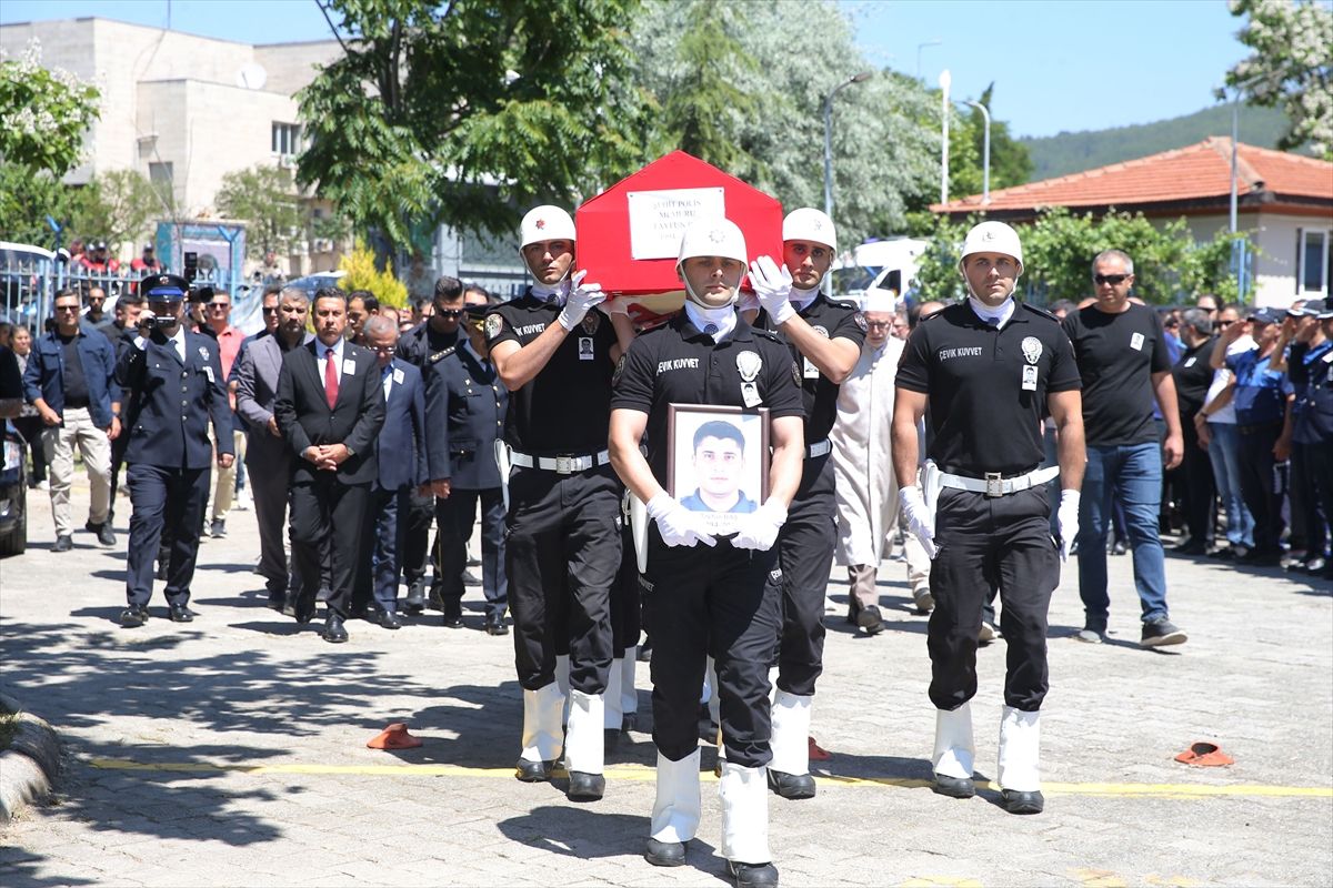 Muğla'da KADES ihbarına giden polis şehit oldu