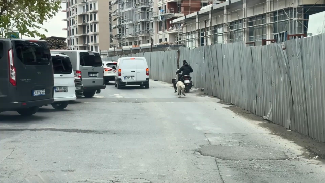 seyrantepede motosiklete bagla 19946942 5893 1 m