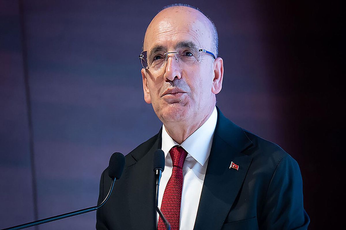 Bakan Şimşek'ten yatırım ve üretim vurgusu: Türkiye küresel merkez olma yolunda