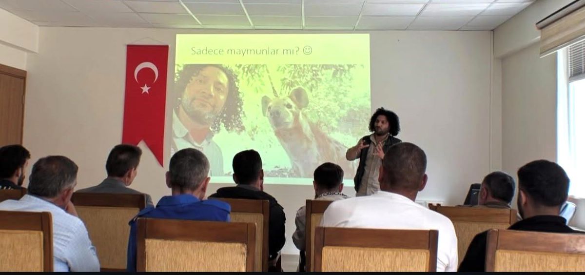 Bayburt Denetimli Serbestlik Müdürlüğü'nde çevre bilinci semineri yapıldı.