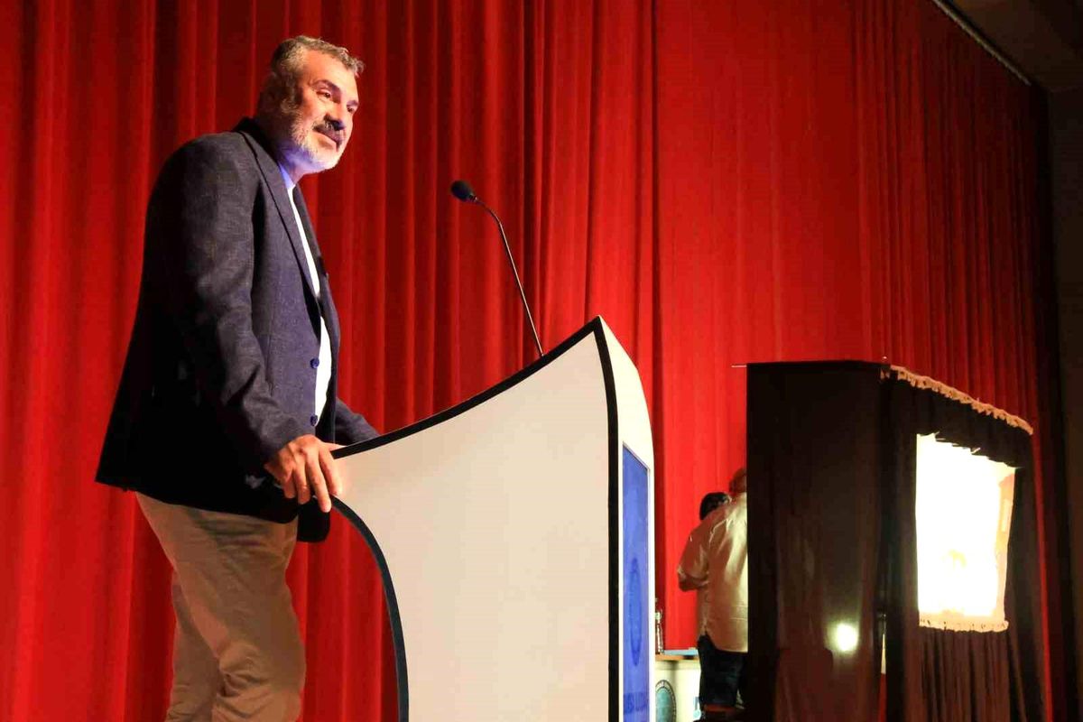 BUÜ KARAKUM, geleneksel sanatı 'Karagöz Elçileri' ile geleceğe taşıyor