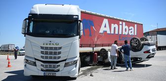 Edirne'de SUV tipi araç ile tırın çarpıştığı kazada 3 kişi yaralandı