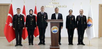 Finike İlçe Jandarma Komutanı Karakaya, Finike Kaymakamı Çelik'i ziyaret etti
