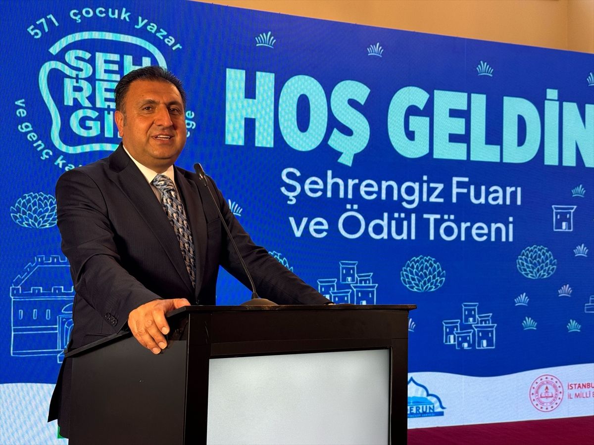 Geleceğin 571 genç yazarı, 'Şehrengiz Projesi' ile eserlerini sergiledi