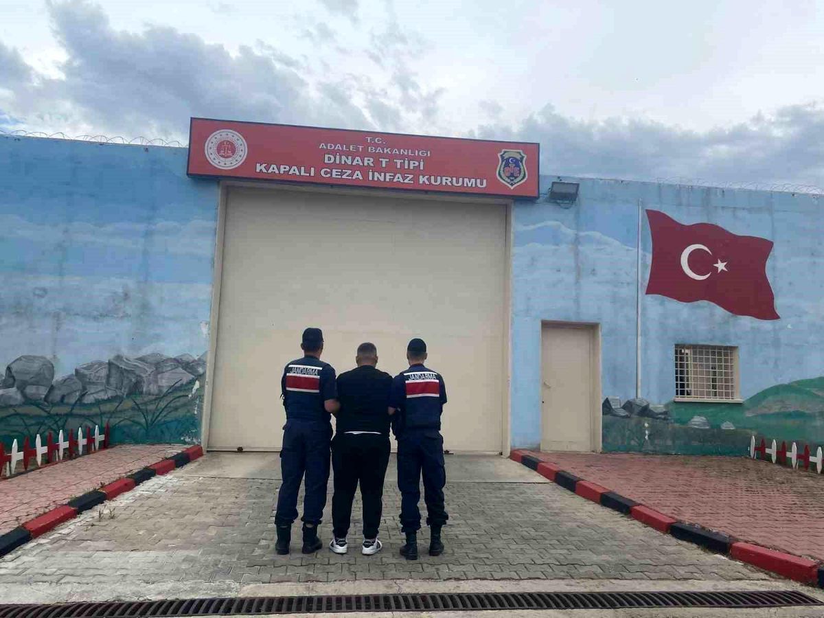 Afyonkarahisar İl Jandarma Komutanlığı ekiplerinin operasyon sonrası görüntüleri