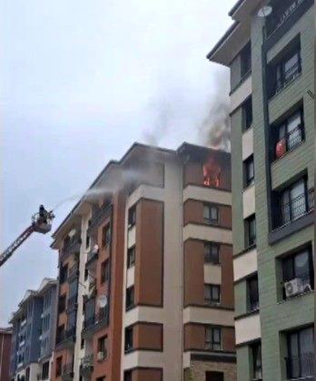 Kahramanmaraş’ta ikamet yangını