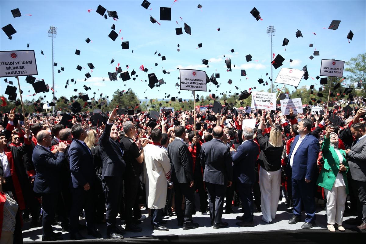 Kastamonu Üniversitesinde mezuniyet töreni düzenlendi