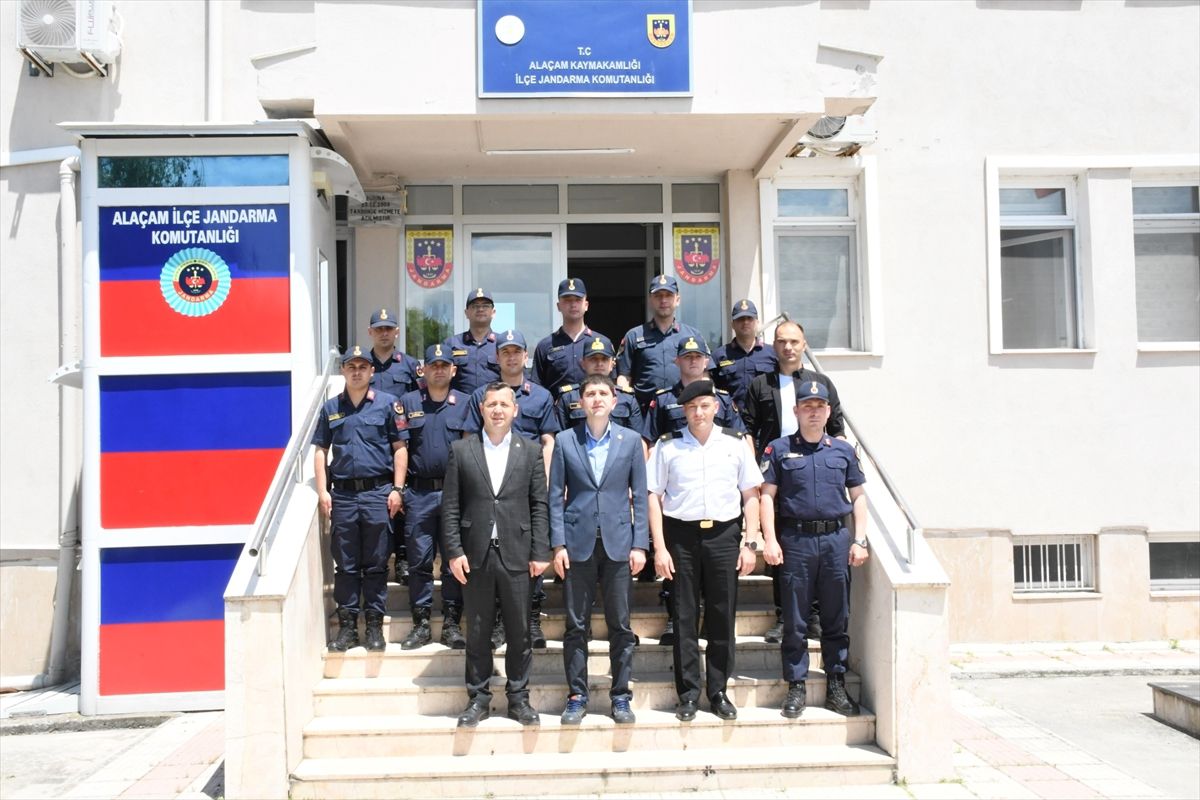 Kaymakam Kayabaşı ve Başkan Özdemir'den jandarmaya 187. yıl ziyareti