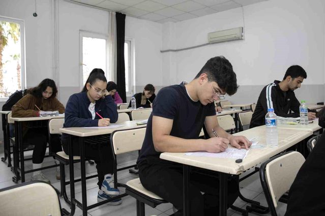 Mersin’de uzmanlardan YKS adaylarına önemli öneriler
