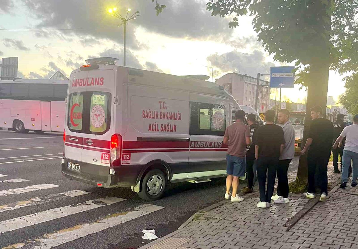 Motosikletin çarptığı yaya hayatını kaybetti