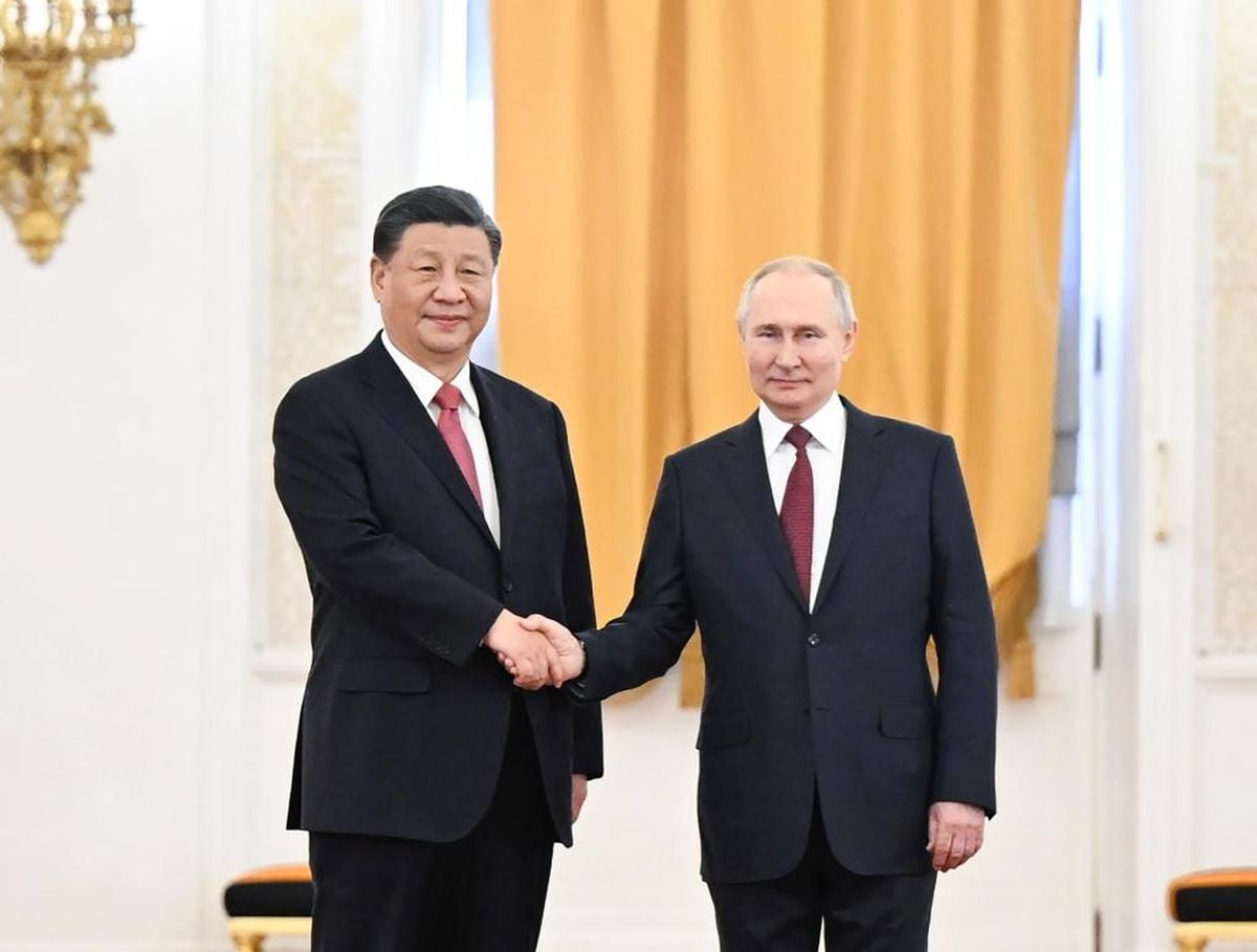 Putin'den Şi'ye doğum günü mesajı