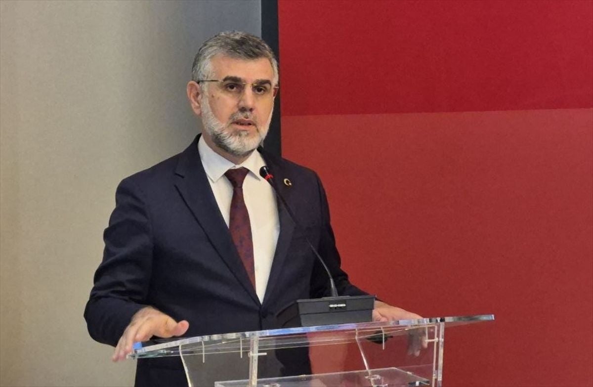 Sanatçı Ubey Talha Akkaya'nın 'Yol' sergisi Beyoğlu'nda açıldı