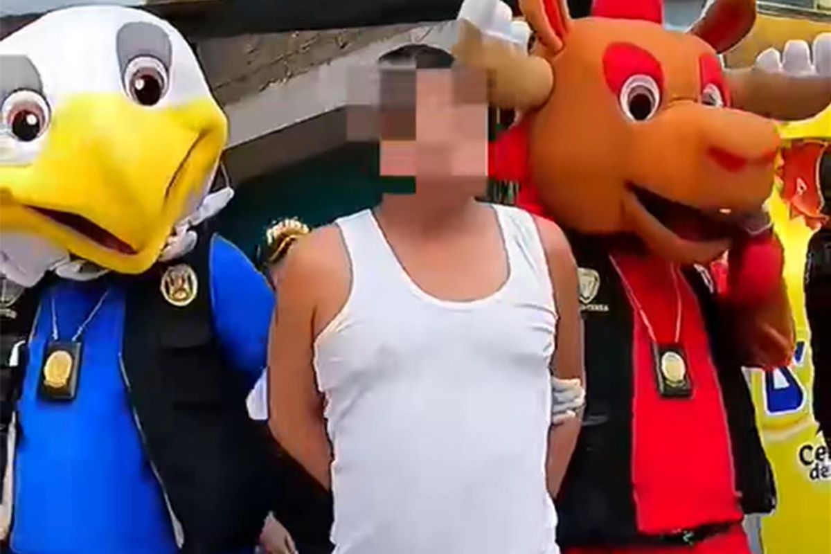 Futbol delisi zehir tacirine maskotlu baskın