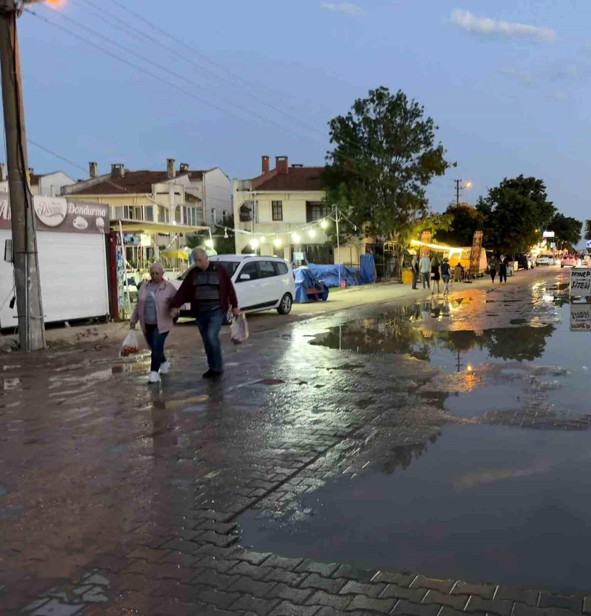 Tatil beldesi değil çamur deryası