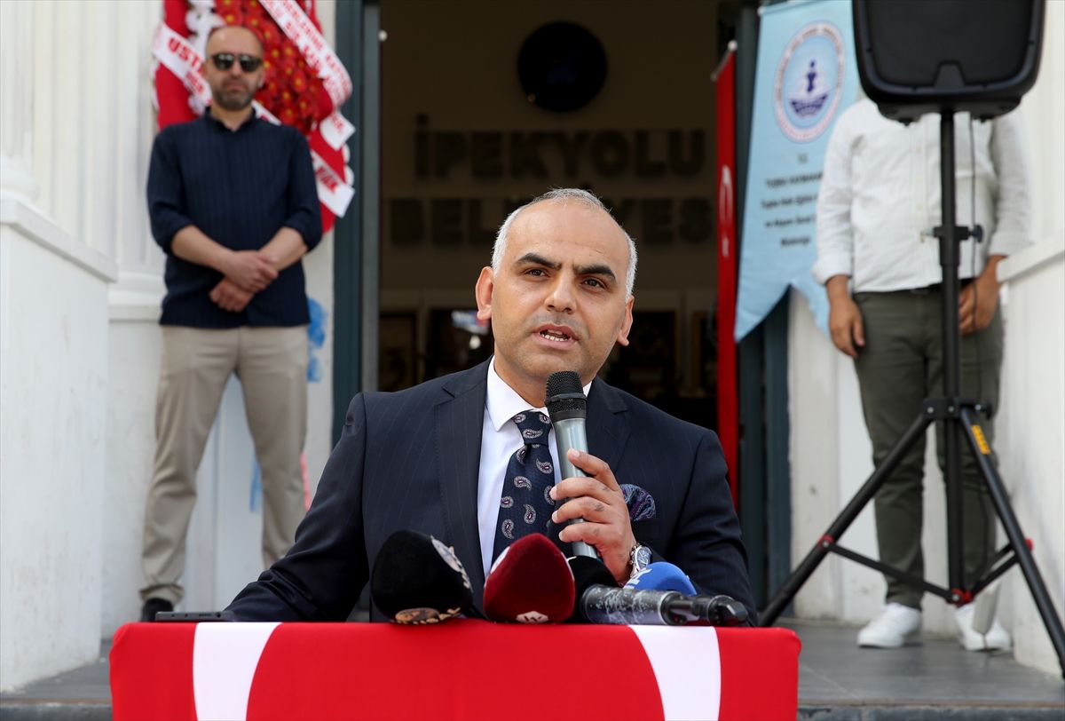 Van'da tutuklu ve hükümlülerin yaptığı ürünler sergilendi