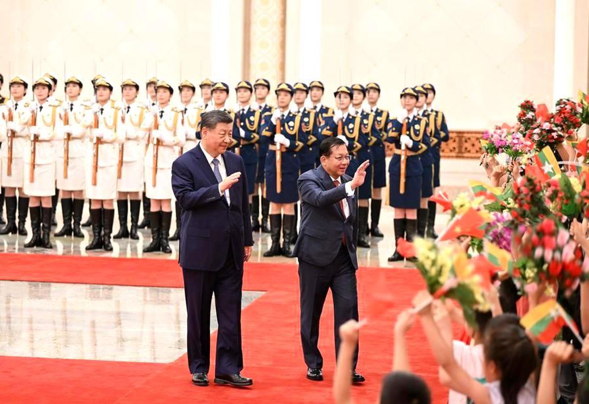 Albüm: Çin Cumhurbaşkanı Xi, Myanmar Devlet Başkanı ile Beijing'de Bir Araya Geldi