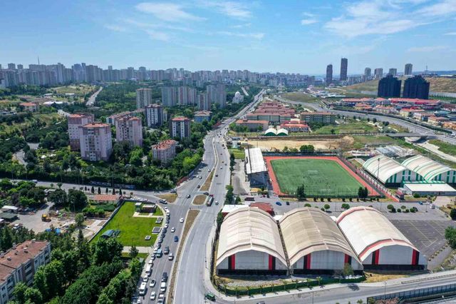 bakan uraloglu halkali istanbul havalimani ar 4 19954231 o