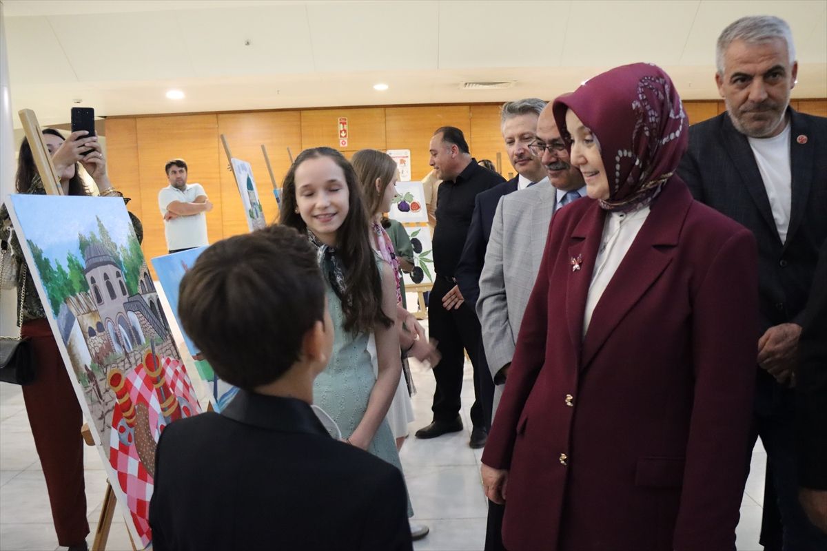 'Benim Öznem Bursa' temalı yıl sonu gösterisi yapıldı