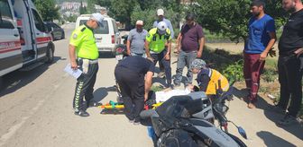 Bursa'da hafif ticari aracın çarptığı motosiklet sürücüsü yaralandı