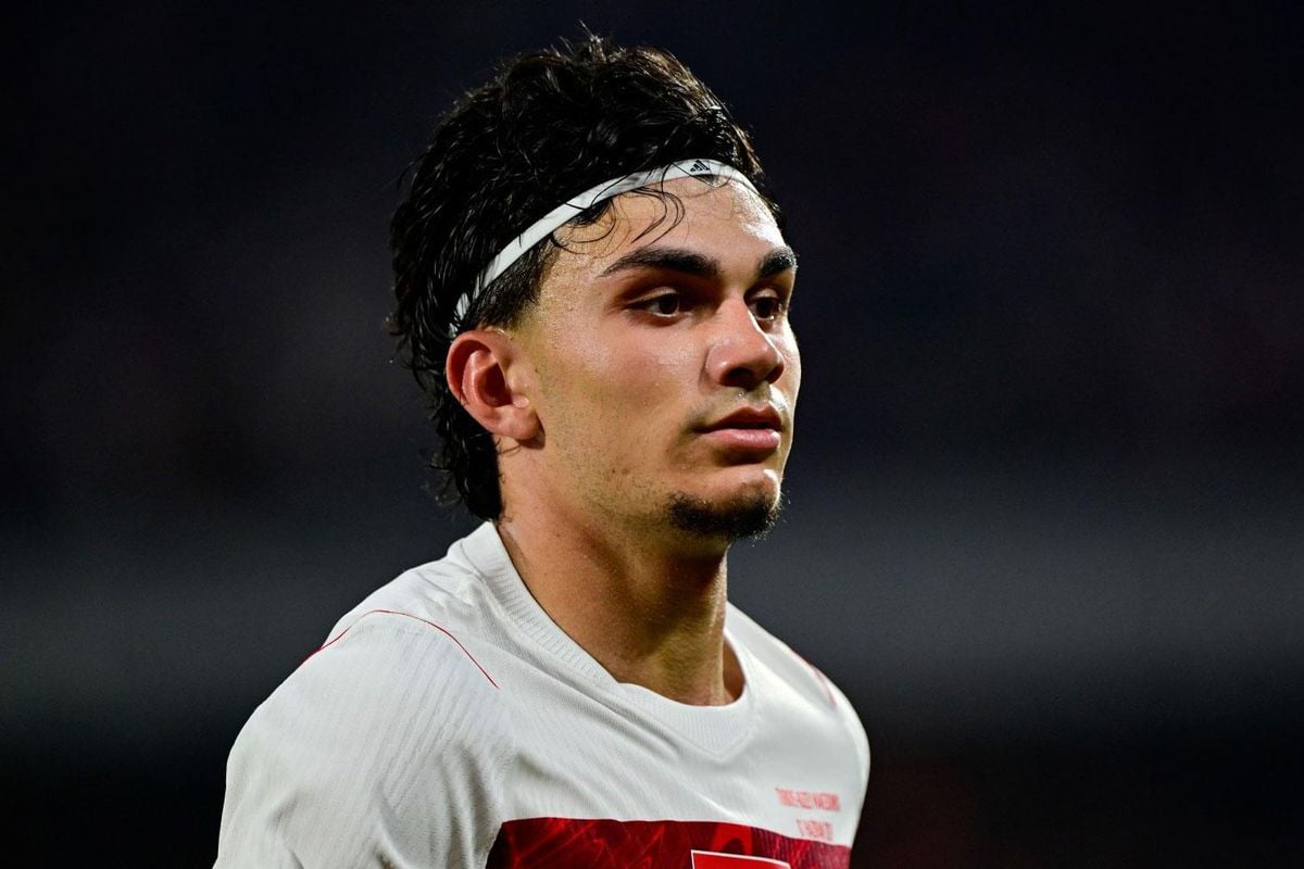 Genç futbolcu Can Uzun'un Milli Takım kampındaki bir fotoğrafı