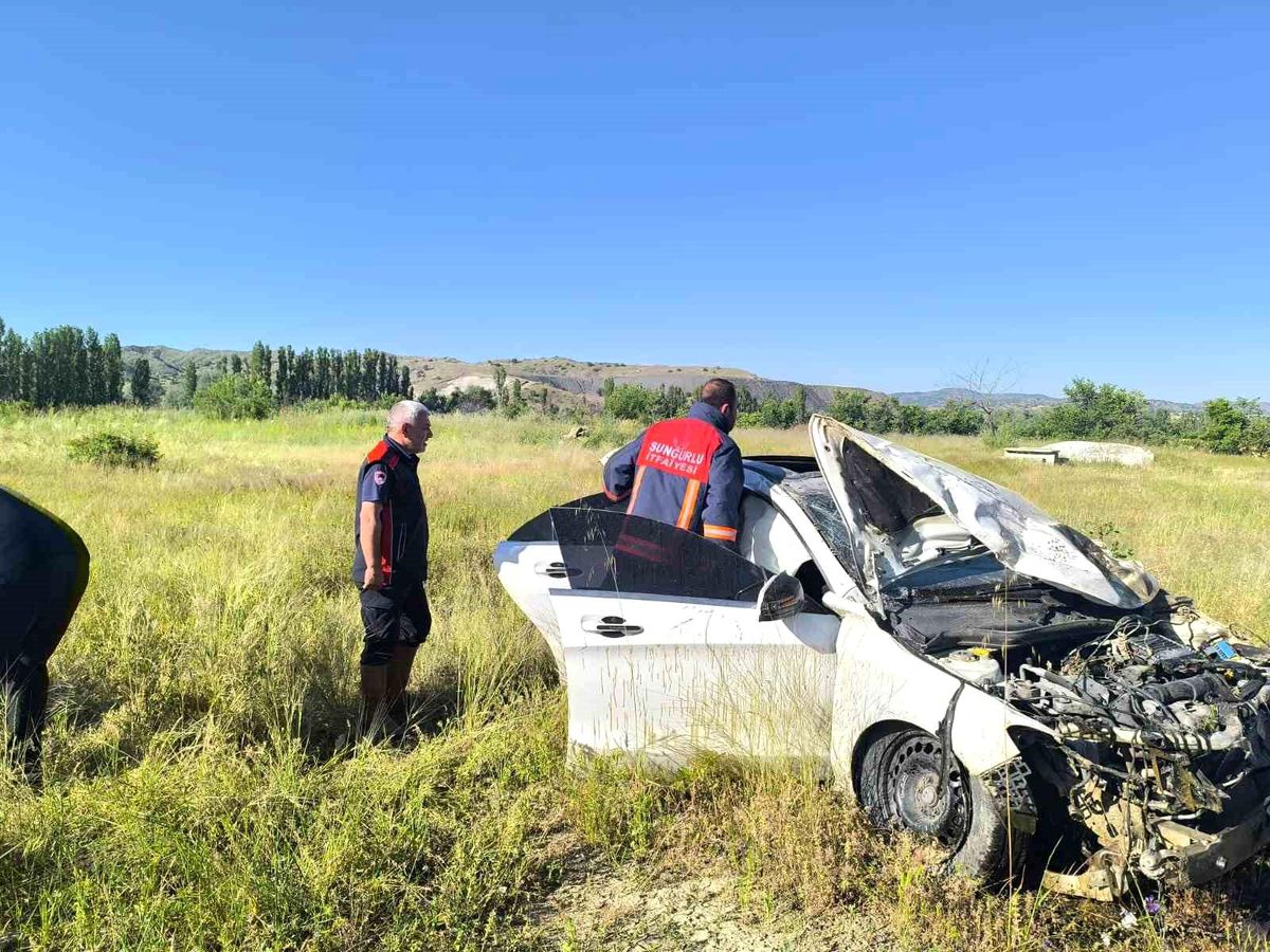 Çorum'da otomobil şarampole devrildi: 1 ölü
