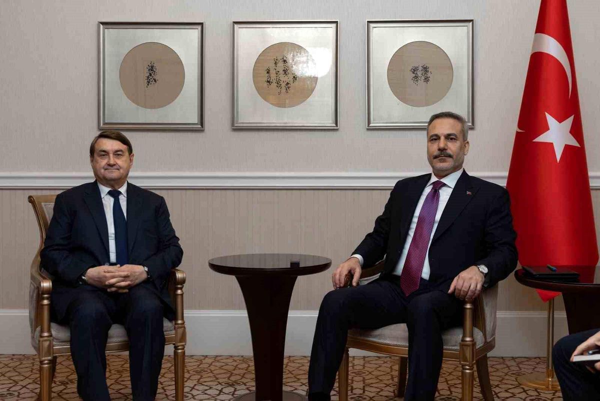 Dışişleri Bakanı Hakan Fidan, Putin'in Danışmanı Igor Levitin ile görüşüyor.