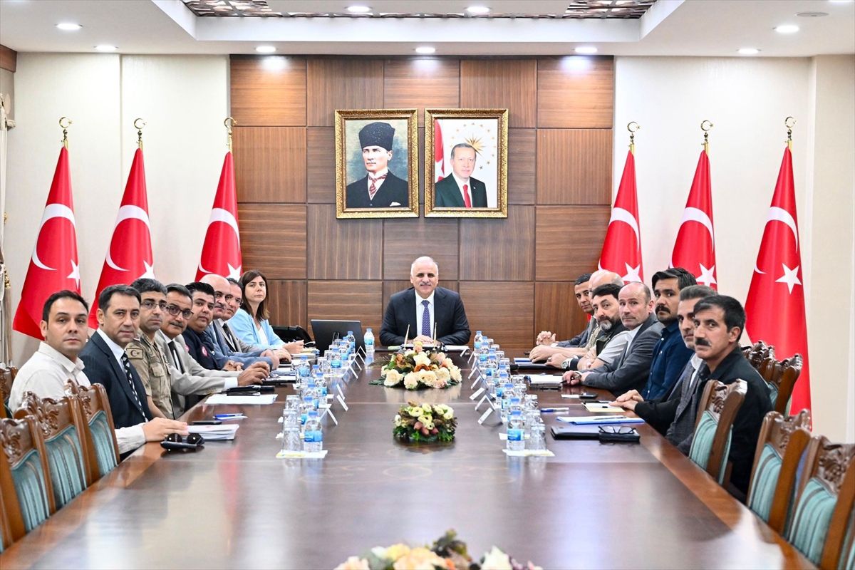 Diyarbakır'da 'Anız Yangınlarının Önlenmesi Koordinasyon Toplantısı' yapıldı