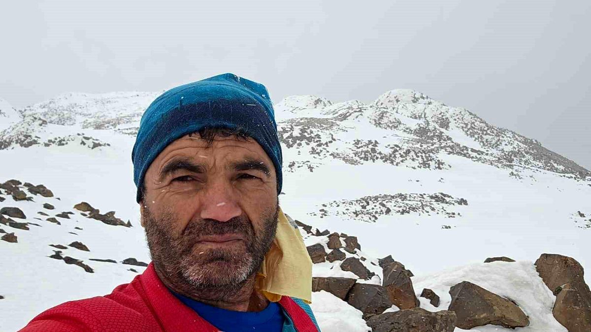 Diyarbakırlı dağcıdan Süphan Dağı'na başarılı solo tırmanış