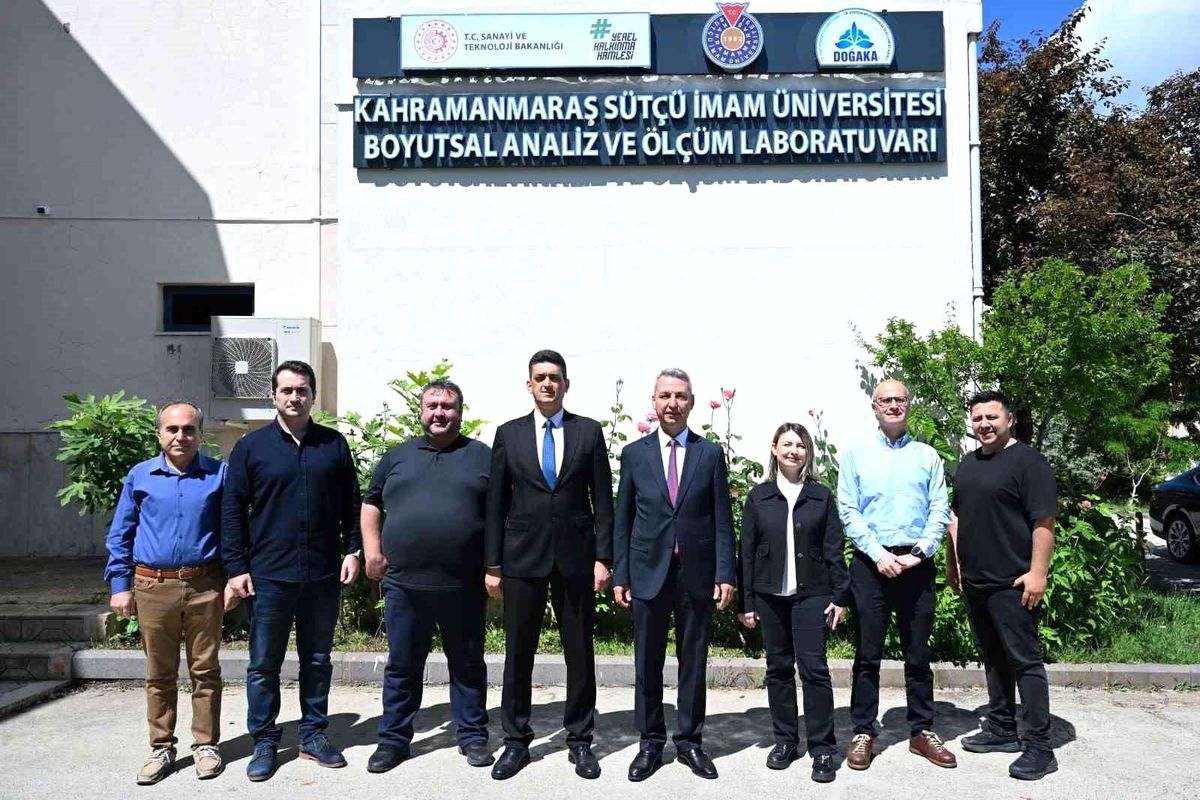 DOĞAKA ve KSÜ yetkililerinin toplantı sırasında çekilmiş fotoğrafı.