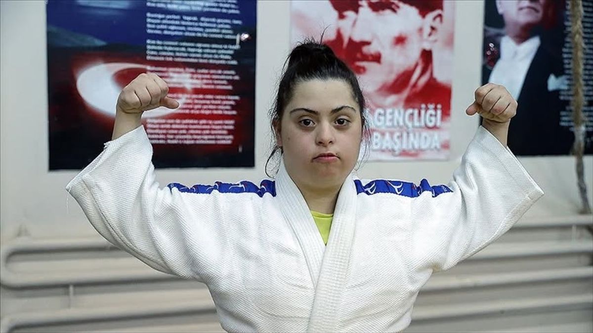Edirneli judocu Bengi Aleyna Yıldız Milli Takım kampına davet edildi