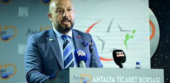 Kocaeli'de karaya oturan geminin Kefken açıklarındaki bekleyişi sürüyor