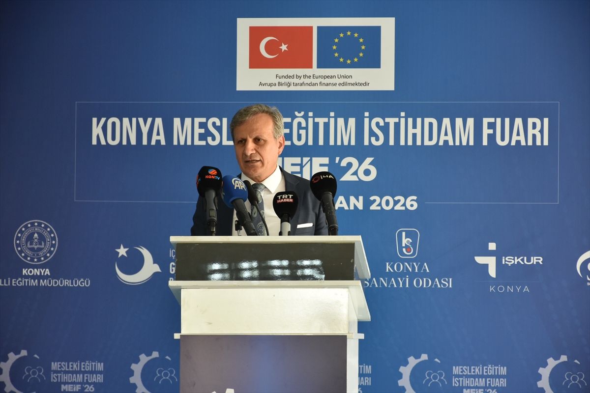 Konya'da Mesleki Eğitim İstihdam Fuarı Açıldı