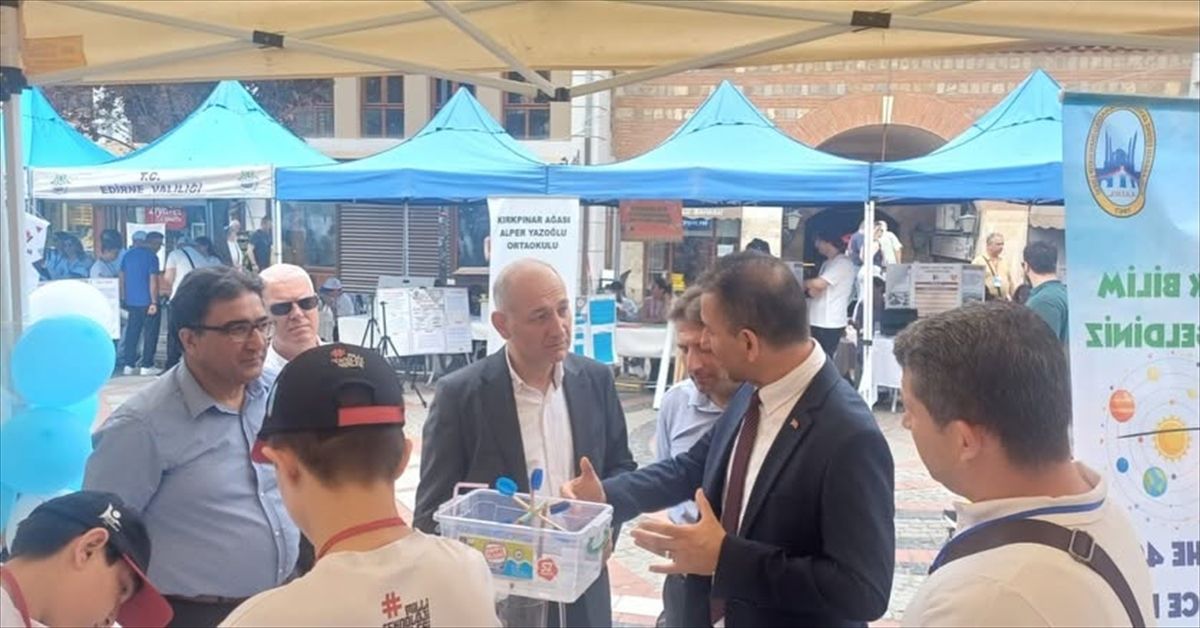 Sanayi ve Teknoloji İl Müdürü Nuhoğlu'dan Edirne Bilim Fuarı ziyareti