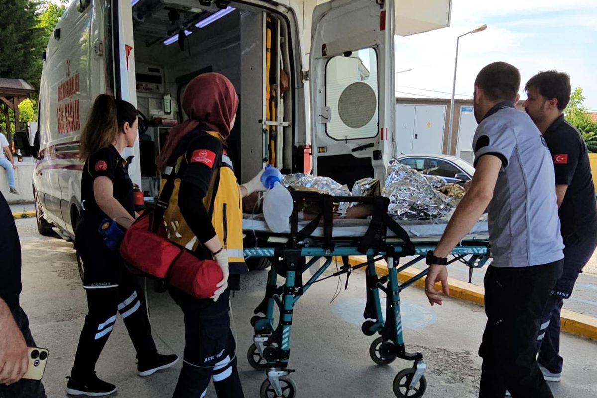 Sakarya'da bungalovda boğulma tehlikesi geçiren çocuk hastaneye kaldırıldı