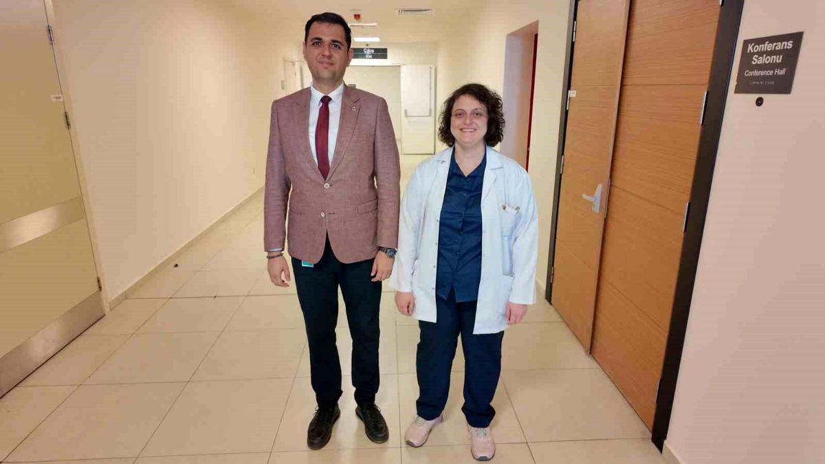 Şehir Hastanesinden uzmanlık alan ilk hekim Dr. Ülkü Büşra Bayram oldu