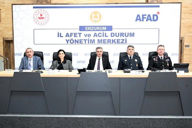 Vali Baruş’tan sahipsiz sokak hayvanları için ‘Zamanında Müdahale’ vurgusu