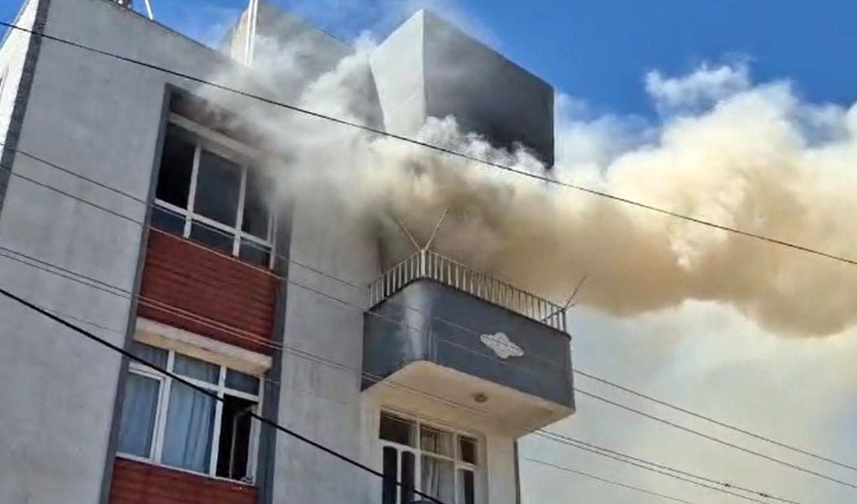 Adıyaman'da ev yangınında 1 kişi dumandan etkilendi
