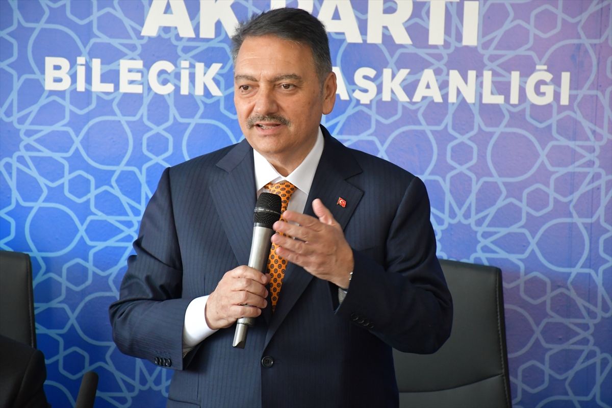 AK Parti Genel Başkan Yardımcısı Öğütken, Bilecik'te partililerle buluştu
